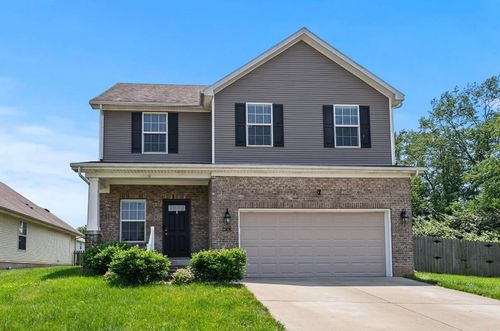136 Meadowcrest Dr, Georgetown, KY, 40324-8088 | Card Image