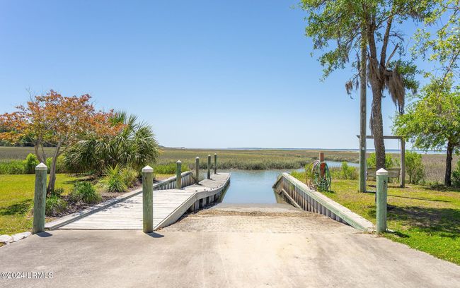 40 Front Street, House other with 5 bedrooms, 3 bathrooms and null parking in St. Helena Island SC | Image 96
