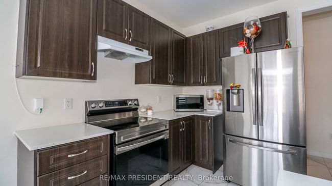 2214 Lozenby St, House other with 3 bedrooms, 3 bathrooms and 2 parking in Innisfil ON | Image 12