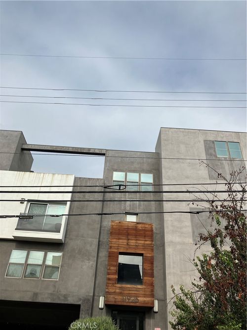 311-11925 Kling St, Valley Village, CA, 91607-4045 | Card Image
