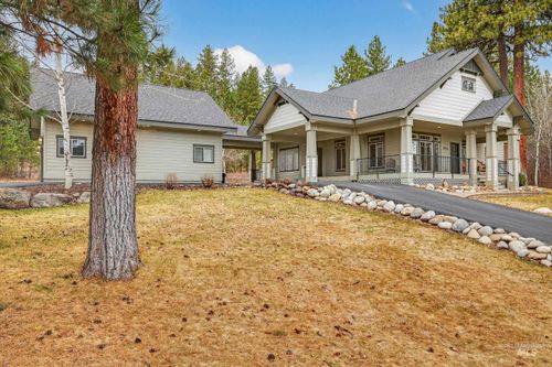 3901 Ponderosa Ct, New Meadows, ID, 83654-5169 | Card Image