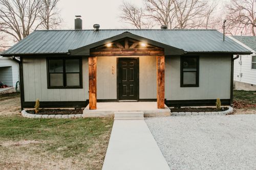 502 Bunch Ave, Ava, MO, 65608-5320 | Card Image