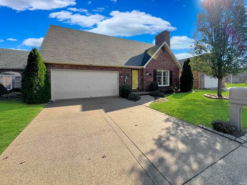 218 Shane Ct, Evansville, IN, 47715-7441 | Card Image