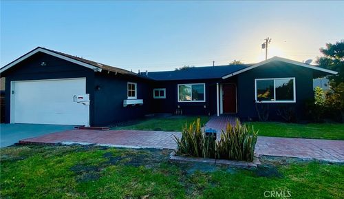 16131 Warren Ln, Huntington Beach, CA, 92649 | Card Image