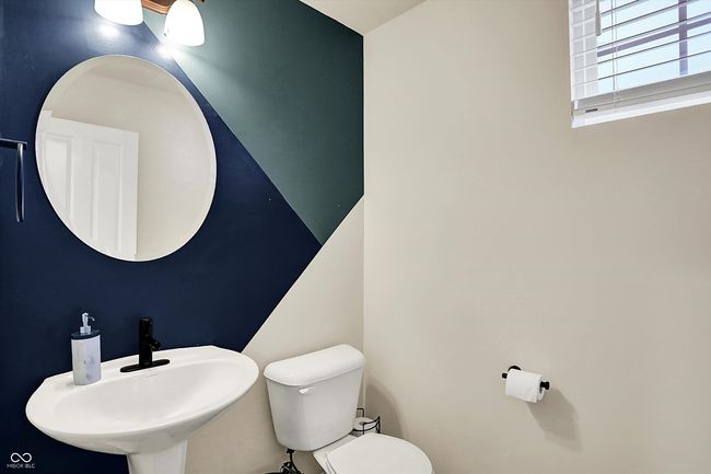 main floor half bath | Image 12