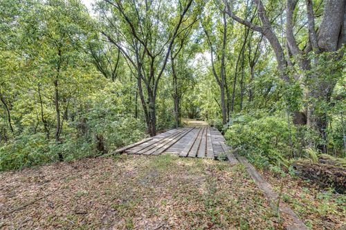 28616 Tupper Rd, Wesley Chapel, FL, 33545-4302 | Card Image