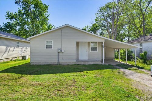 1804 Thomas St, Poplar Bluff, MO, 63901-7228 | Card Image