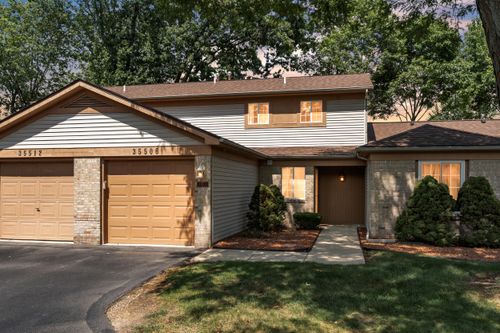 35506 Pheasant Ln, Westland, MI, 48185-6686 | Card Image
