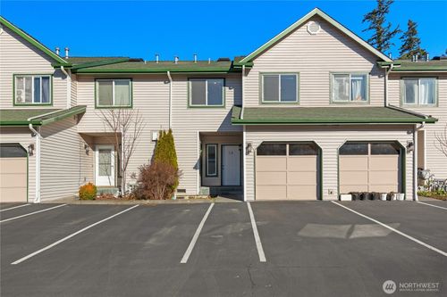 c4-15815 Admiralty Way, Lynnwood, WA, 98087-6235 | Card Image