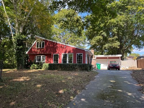 5 Vivian Ct, Waterford, CT, 06385-2321 | Card Image