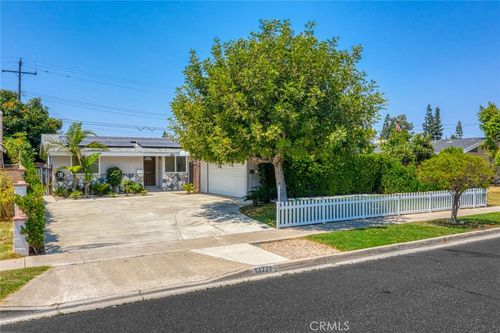 13221 Cedar St, Westminster, CA, 92683-2206 | Card Image