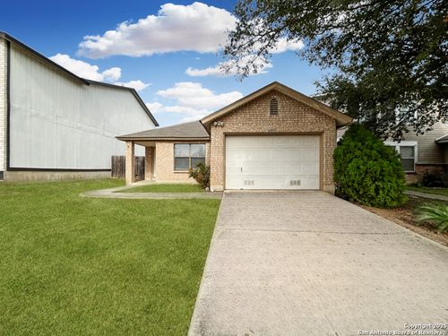 6847 Canary Meadow Dr, Converse, TX, 78109-3456 | Card Image
