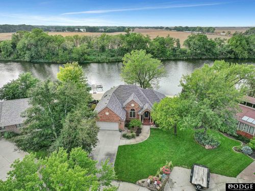1919 Buena Vista Pt, Fremont, NE, 68025-2028 | Card Image