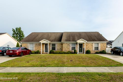 1109 Masters Ln, Greenville, NC, 27834-8020 | Card Image