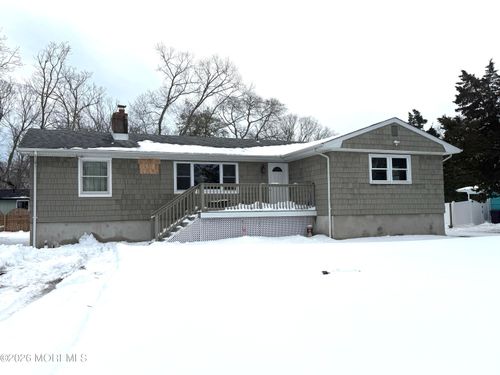 63 Shorewood Dr, Bayville, NJ, 08721-1039 | Card Image