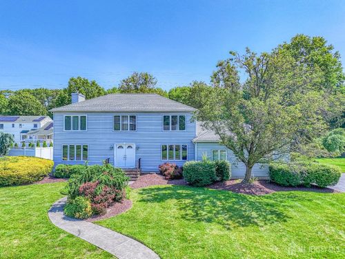 38 Silver Holw, North Brunswick, NJ, 08902-2663 | Card Image