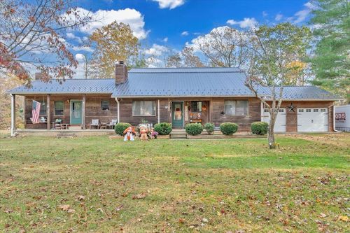 317 Craig Creek Estates Dr, New Castle, VA, 24127-8658 | Card Image