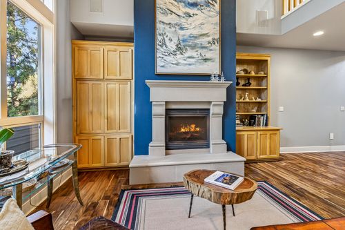 2729 Nw Havre Ct, Bend, OR, 97703-5599 | Card Image