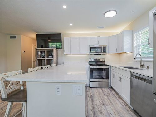 apt-205-31 Vista Gardens Trl, Vero Beach, FL, 32962-0701 | Card Image