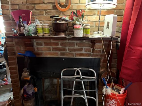 4459 Clippert St, Dearborn Heights, MI, 48125-2734 | Card Image