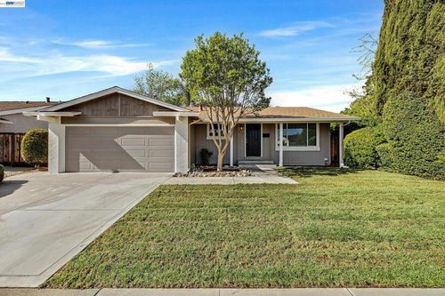 4061 Holland Dr, Pleasanton, CA, 94588-4418 | Card Image