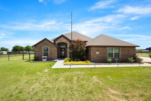 118 High Ridge Ct, Decatur, TX, 76234-1775 | Card Image