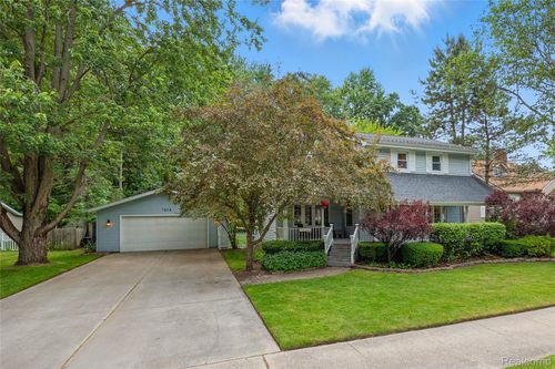 1614 Colorado St, Marysville, MI, 48040-1644 | Card Image