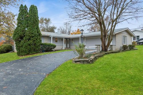 25W125 Lacey Ave, Naperville, IL, 60563-1514 | Card Image