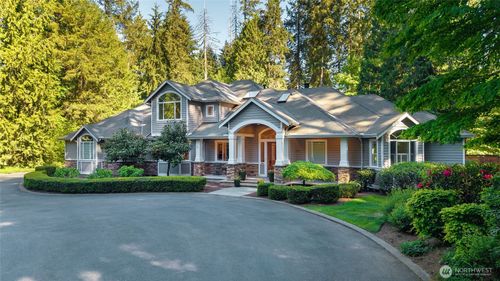 19930 170th Ave Ne, Woodinville, WA, 98072-7020 | Card Image