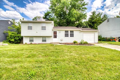 820 Laverty Ln, Anderson Twp, OH, 45230-3512 | Card Image