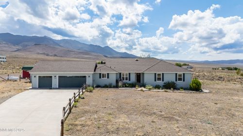 255 Hiko Ln, Dayton, NV, 89403-9531 | Card Image