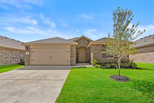 529 Marsh St, Cleburne, TX, 76033-5076 | Card Image