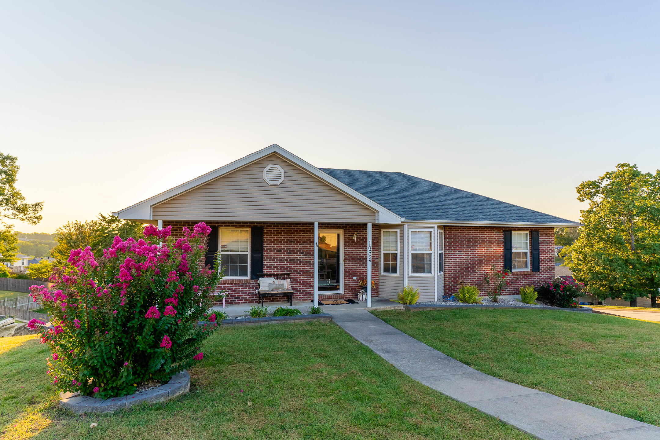 Greenwich Way, Jefferson City, MO 65109