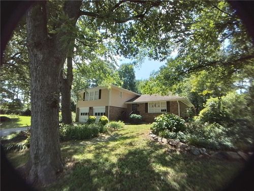 5236 Corinth Cir, Stone Mountain, GA, 30087-3228 | Card Image