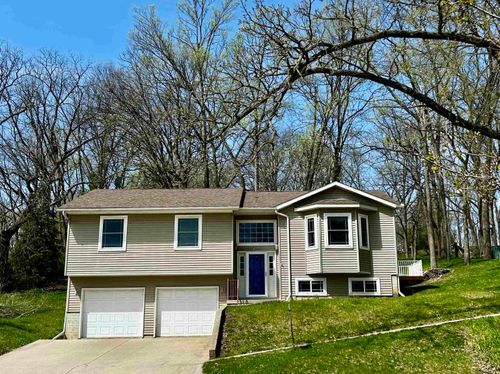 405 Oak St, Decorah, IA, 52101-2725 | Card Image