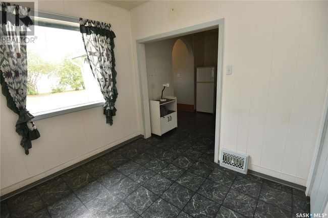 303 2 Nd St W, House other with 3 bedrooms, 1 bathrooms and null parking in Nipawin SK | Image 7