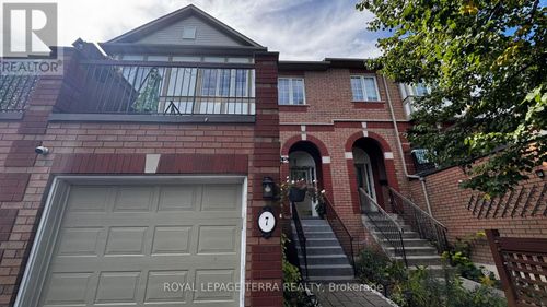 7-2871 Darien Rd, Burlington, ON, L7M4R6 | Card Image