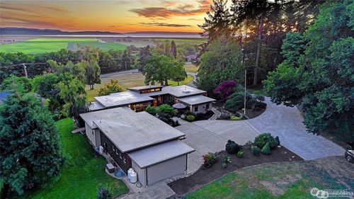 28407 Pioneer Hwy, Stanwood, WA, 98292-9510 | Card Image