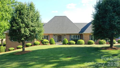 3493 Duck Pond Dr Ne, Conover, NC, 28613-9458 | Card Image