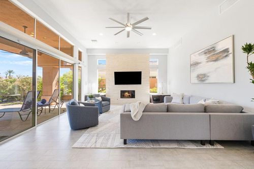 461 White Horse Trl, Palm Desert, CA, 92211-8947 | Card Image