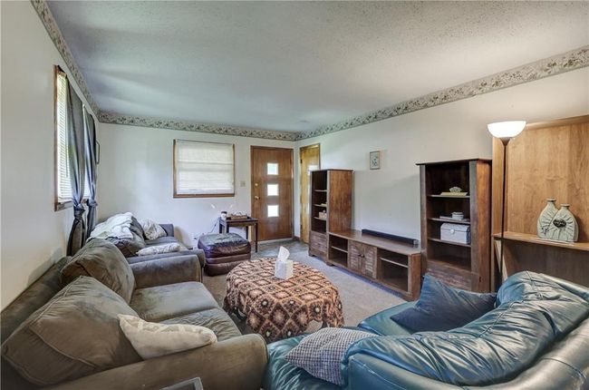 908 E 11 Th St, House other with 3 bedrooms, 2 bathrooms and null parking in Pittsburg KS | Image 5