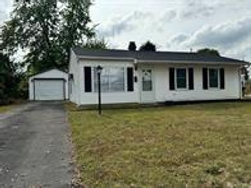 439 Ridgebury Dr, Xenia, OH, 45385-3941 | Card Image