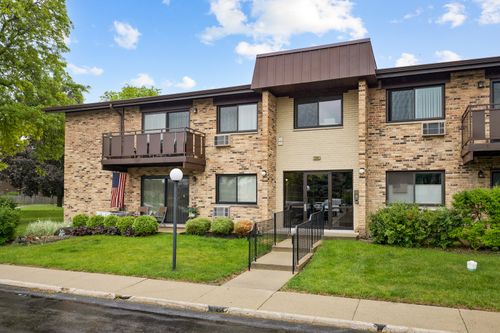 unit-102-2642 Windsor Dr, Arlington Heights, IL, 60004-2746 | Card Image