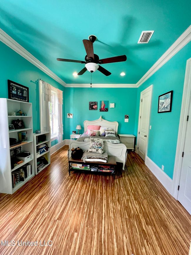 2nd Fl Br | Image 140