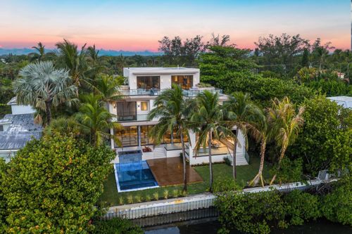 5 Barefoot Ln, Lantana, FL, 33462-1953 | Card Image