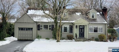 524 Harristown Rd, Glen Rock, NJ, 07452-3408 | Card Image