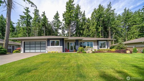 5469 Wood Duck Loop, Blaine, WA, 98230-5733 | Card Image