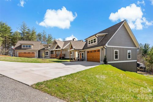 11-207 Lake Crest Dr, Nebo, NC, 28761-9205 | Card Image