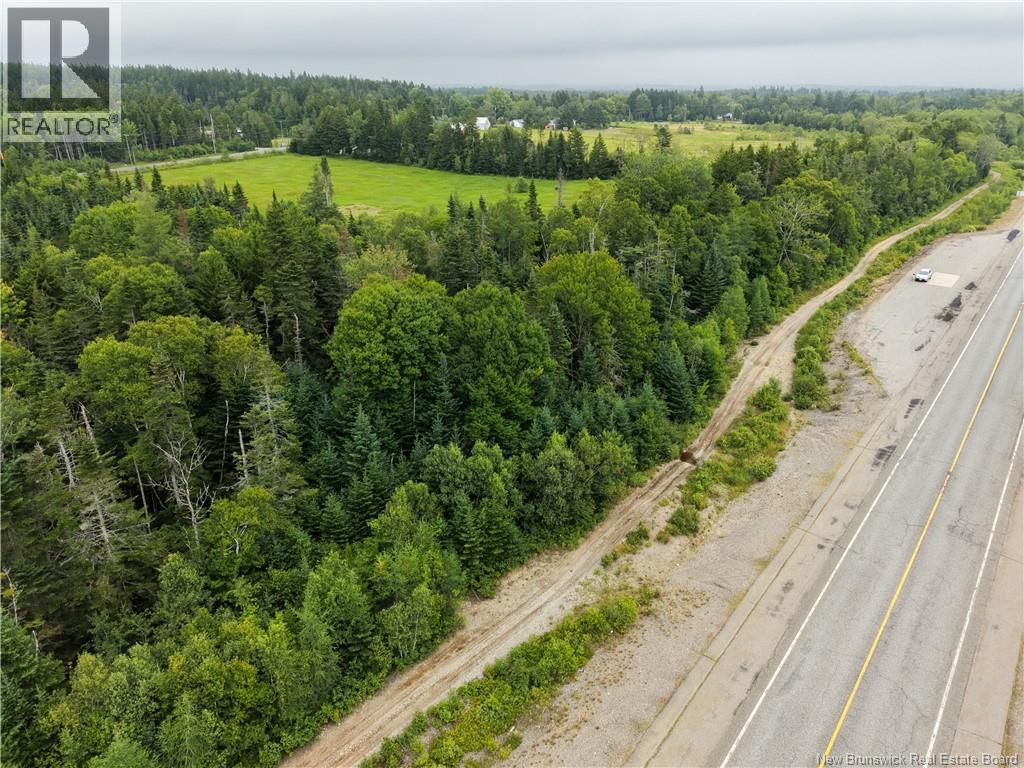 Land in Pennfield