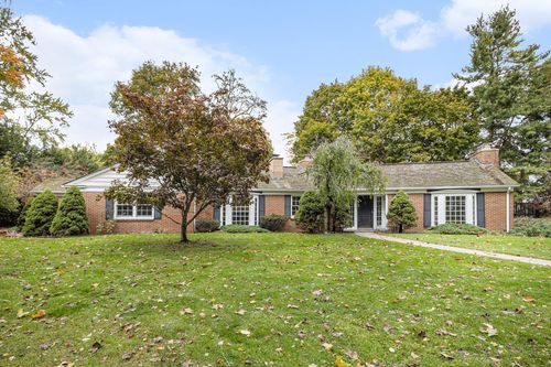 1734 Embury Rd, Kalamazoo, MI, 49008-2246 | Card Image